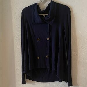 Splendid rare Very flattering Navy double breasted shirt size XL but fits L & XL